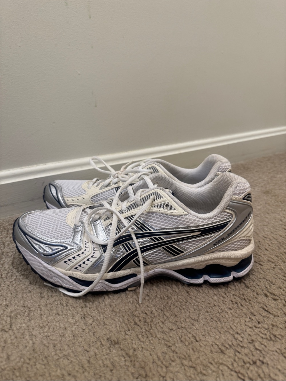 ASICS Women's White & Silver Running Sneakers